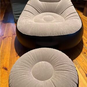 Modern Tan and Black Inflatable Lounge Chair